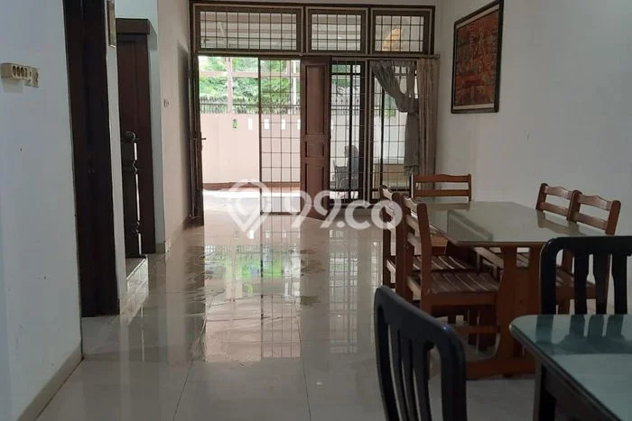 Jarang Ada! Rumah Kontrakan 4 Kamar Bagus Siap Huni Taman Ratu Jarang Ada! Rumah Kontrakan 4 Kamar Bagus Siap Huni Taman Ratu