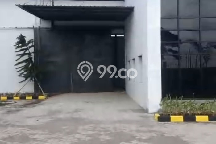 Gudang untuk disewa di Solo punya LT 11000m2 & LB 2500m2 harga sewa kompetitif Gudang untuk disewa di Solo punya LT 11000m2 & LB 2500m2 harga sewa kompetitif