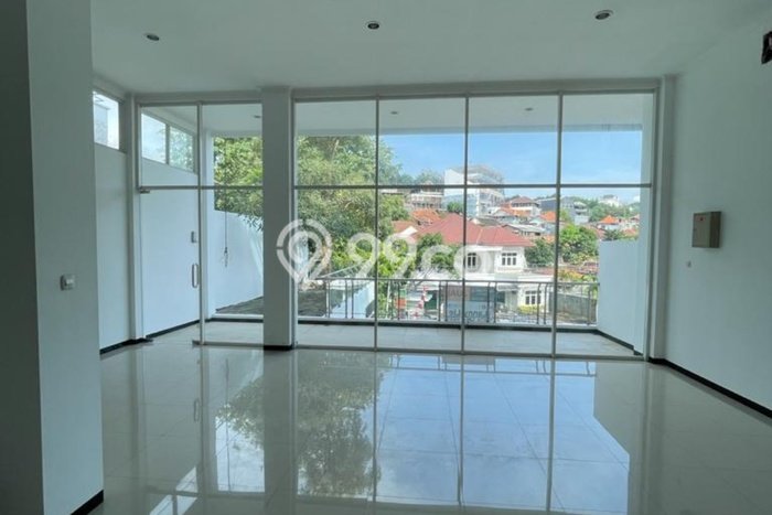 Tersedia Ruko Bisnis di Gajah Mungkur Semarang Harga Sewa Menarik Bisa Nego Tersedia Ruko Bisnis di Gajah Mungkur Semarang Harga Sewa Menarik Bisa Nego