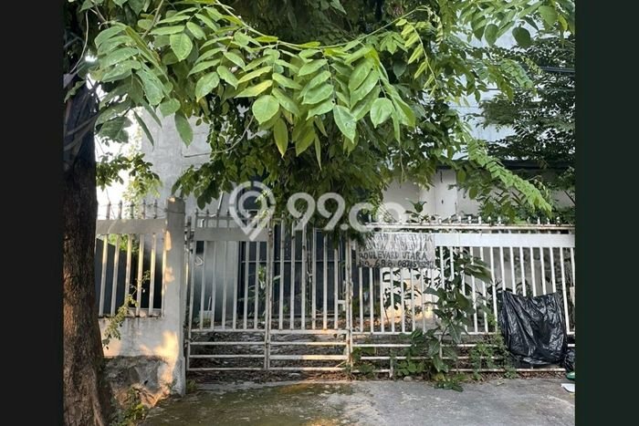 Disewakan Gudang di Kawasan Ramai Atmodirono Luas 400m2 Disewakan Gudang di Kawasan Ramai Atmodirono Luas 400m2
