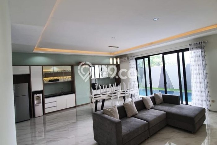 Disewakan! Rumah 4 Kamar Tidur &
4 Kamar Mandi di Candi Golf, Semarang Disewakan! Rumah 4 Kamar Tidur &
4 Kamar Mandi di Candi Golf, Semarang