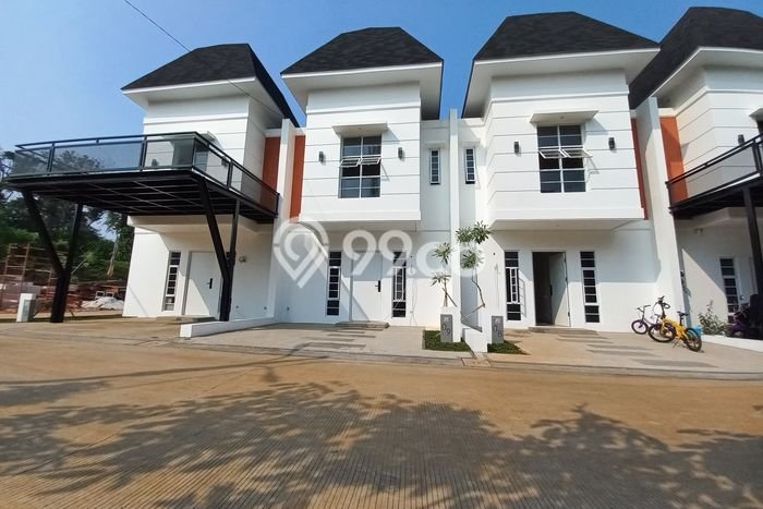 For Sale Hunian Rumah Nyaman 3 KT di Pondok Ranggon, Jakarta Timur For Sale Hunian Rumah Nyaman 3 KT di Pondok Ranggon, Jakarta Timur