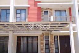 Jarang Ada! Rumah Sewa 3 Kamar Bagus Siap Huni Green Lake City Jarang Ada! Rumah Sewa 3 Kamar Bagus Siap Huni Green Lake City