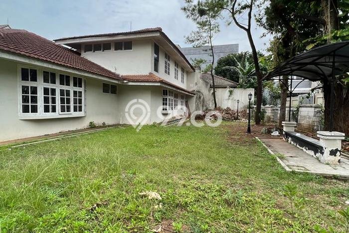 Rumah di , Akses ke Fasilitas, LT 750m2m² Rumah di , Akses ke Fasilitas, LT 750m2m²