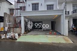 Jual Rumah Mewah Megah Dengan View Eksklusif di Pondok Indah, Jakarta Selatan Jual Rumah Mewah Megah Dengan View Eksklusif di Pondok Indah, Jakarta Selatan