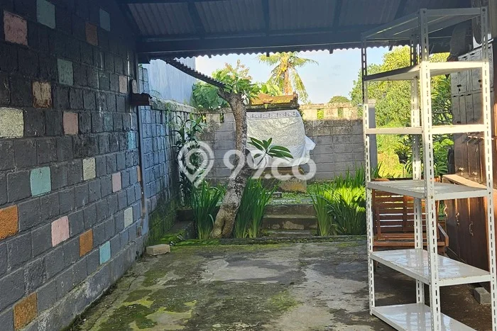 Disewakan! Rumah 2 Kamar Tidur &
2 Kamar Mandi di Saba, Gianyar Disewakan! Rumah 2 Kamar Tidur &
2 Kamar Mandi di Saba, Gianyar