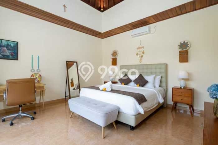 Vila Kawasan , Luas 385m2m², Lingkungan Asri Vila Kawasan , Luas 385m2m², Lingkungan Asri