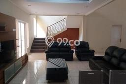 Rumah Kontrakan Bandung LT 240m2 LB 250m2 Kawasan Kota Baru Parahyangan Rumah Kontrakan Bandung LT 240m2 LB 250m2 Kawasan Kota Baru Parahyangan