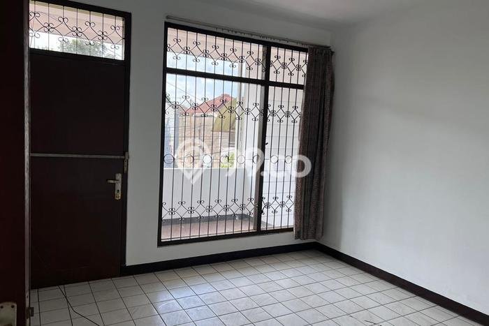 Rumah Modern Cantik 3 KT Siap Huni di Margahayu Rumah Modern Cantik 3 KT Siap Huni di Margahayu