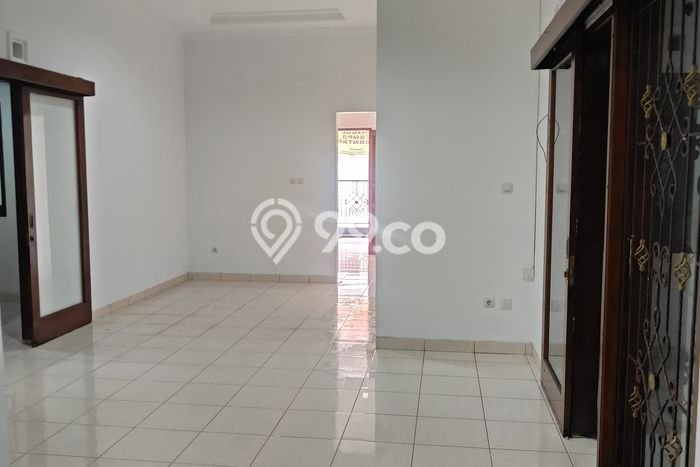 Rumah Modern Cantik 4 KT Bisa Langsung Pindah di Babakan Ciparay Rumah Modern Cantik 4 KT Bisa Langsung Pindah di Babakan Ciparay