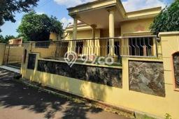 For Sale Rumah Mewah Exclusive di Banyumanik, Semarang For Sale Rumah Mewah Exclusive di Banyumanik, Semarang