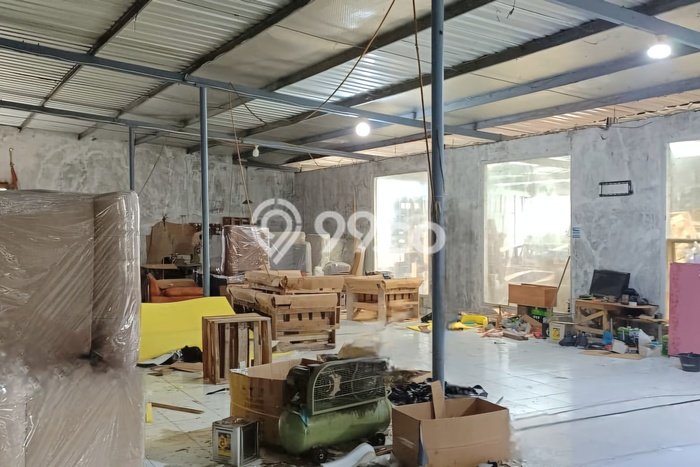 Gudang Dijual di Prime Area Semarang Luas 1000m2 Gudang Dijual di Prime Area Semarang Luas 1000m2