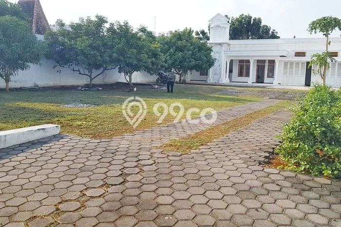 Lahan Dijual Lokasi Strategis di Semarang dengan Luas 1000m2 Lahan Dijual Lokasi Strategis di Semarang dengan Luas 1000m2