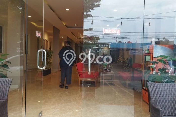 Lokasi Strategis! Dijual Komersial Bisnis di Tembalang, Semarang Kondisi Baik Lokasi Strategis! Dijual Komersial Bisnis di Tembalang, Semarang Kondisi Baik