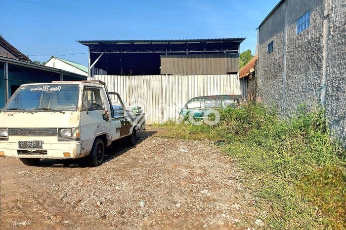 Unit Gudang Dijual di Pedurungan Semarang 500m2 Unit Gudang Dijual di Pedurungan Semarang 500m2