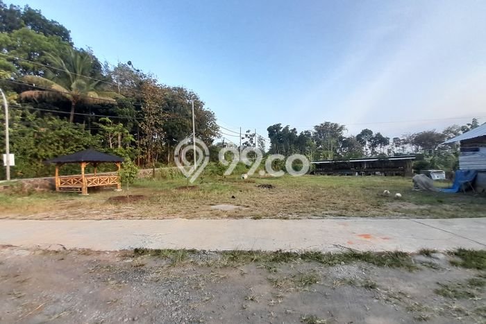 Tanah untuk Dijual di Susukan Semarang Luas 14000m2 Tanah untuk Dijual di Susukan Semarang Luas 14000m2