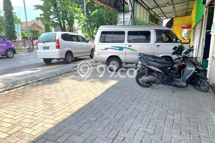 Ruko untuk Disewa di Pusat Semarang Luas Bangunan 200m2 Ruko untuk Disewa di Pusat Semarang Luas Bangunan 200m2