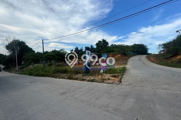 Tanah Dijual Lokasi Strategis di Batam dengan Luas 709m2 Tanah Dijual Lokasi Strategis di Batam dengan Luas 709m2