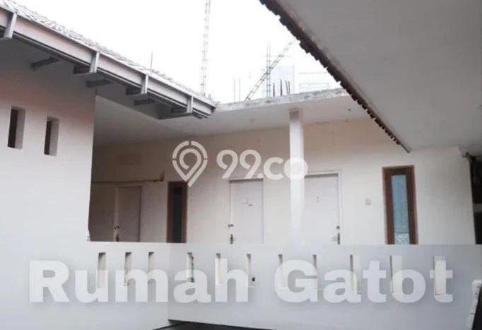 Jual Rumah Luas Megah Dengan View Cantik di Gatot Subroto, Jakarta Selatan Jual Rumah Luas Megah Dengan View Cantik di Gatot Subroto, Jakarta Selatan