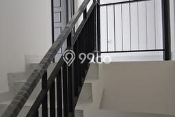 Rumah Kontrakan Jakarta Utara LT 90m2 LB 120m2 Kawasan Pantai Indah Kapuk 2 Rumah Kontrakan Jakarta Utara LT 90m2 LB 120m2 Kawasan Pantai Indah Kapuk 2