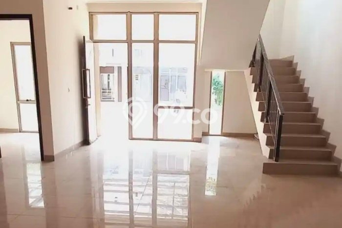Rumah kawasan , Ready, 3 KT, Dekat Jakarta Utara, Jakarta Utara, LT 120m2m² Bangunan 220m2m² Rumah kawasan , Ready, 3 KT, Dekat Jakarta Utara, Jakarta Utara, LT 120m2m² Bangunan 220m2m²