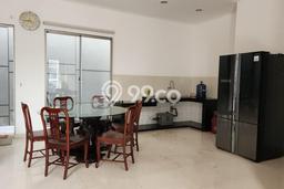 Disewakan! Rumah 3 Kamar Tidur &
3 Kamar Mandi di Golf Island, Jakarta Utara Disewakan! Rumah 3 Kamar Tidur &
3 Kamar Mandi di Golf Island, Jakarta Utara