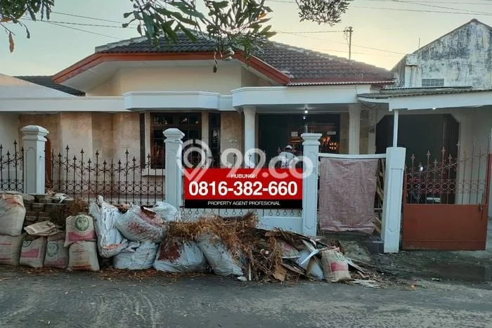 Rumah Cantik Siap Huni Di Ilir Timur II Luas 156m2 Lokasi Strategis Rumah Cantik Siap Huni Di Ilir Timur II Luas 156m2 Lokasi Strategis