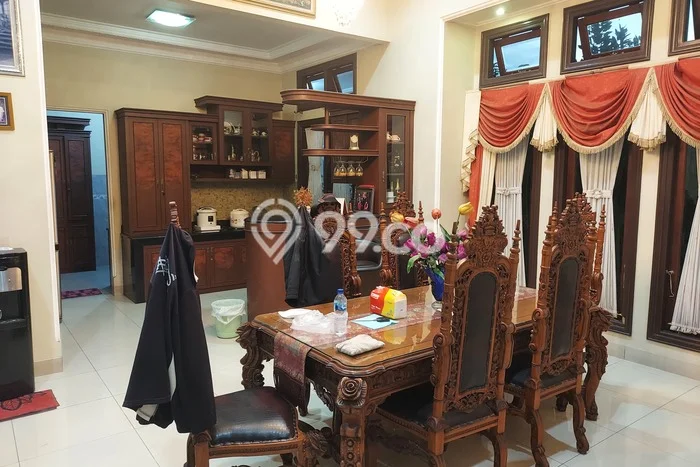 Siap Huni Hunian Elit 6 Kamar di Ilir Barat I Dekat ke Mana Saja Siap Huni Hunian Elit 6 Kamar di Ilir Barat I Dekat ke Mana Saja