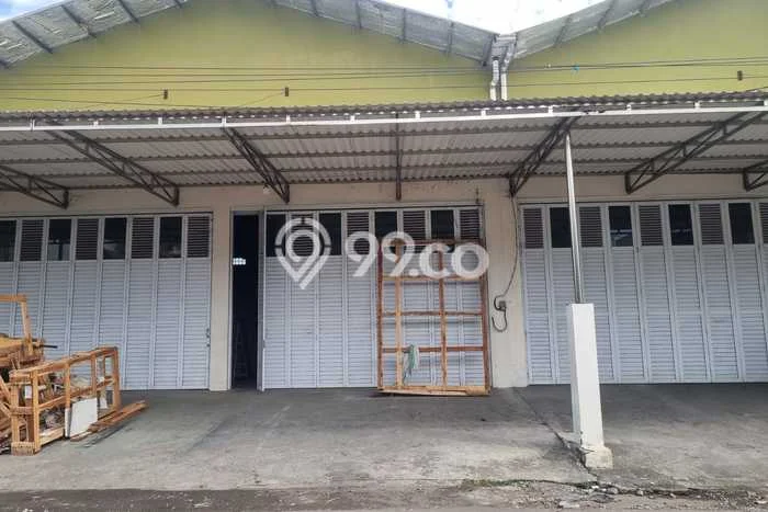 Gudang Area Premium Kawasan Sewon, Luas 300m², Prospektif Gudang Area Premium Kawasan Sewon, Luas 300m², Prospektif