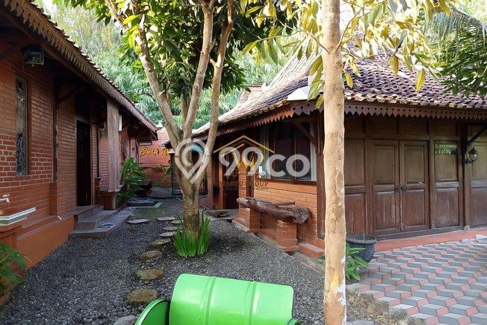 Rumah Strategis dengan 3 Kamar Tidur dan 4 Kamar Mandi di Area Moyudan, Sleman Rumah Strategis dengan 3 Kamar Tidur dan 4 Kamar Mandi di Area Moyudan, Sleman