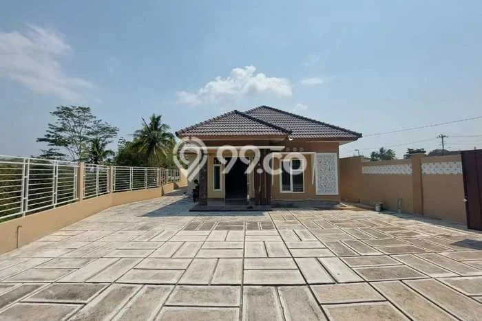 DIJUAL CEPAT! Rumah Minimalis area Magelang Utara, Magelang, LT 380m² Bangunan 210m² NEGO! DIJUAL CEPAT! Rumah Minimalis area Magelang Utara, Magelang, LT 380m² Bangunan 210m² NEGO!