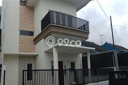Rumah Luas Asri 3 KT Siap Huni di Sulfat Malang Rumah Luas Asri 3 KT Siap Huni di Sulfat Malang