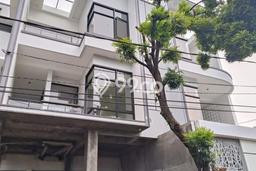 Rumah Elit Modern Siap Huni di Soekarno Hatta Malang Rumah Elit Modern Siap Huni di Soekarno Hatta Malang