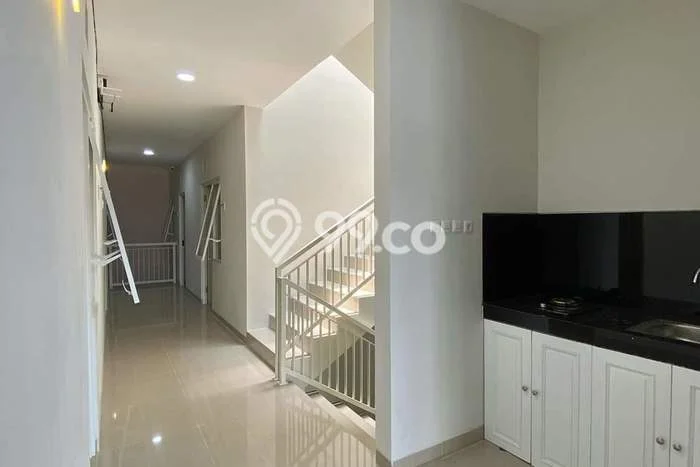 Rumah Luxury Modern Tanpa Renovasi di Soekarno Hatta Malang Rumah Luxury Modern Tanpa Renovasi di Soekarno Hatta Malang