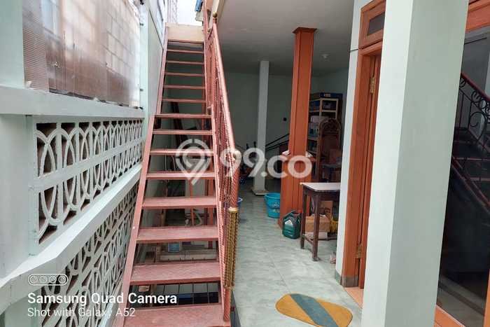 For Sale Rumah 4 Kamar Lokasi Ideal Nyaman dan Strategis di Blimbing For Sale Rumah 4 Kamar Lokasi Ideal Nyaman dan Strategis di Blimbing