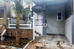 KESEMPATAN EMAS! Rumah Premium area , Malang, Luas 84m2m² LB 54m2m² KESEMPATAN EMAS! Rumah Premium area , Malang, Luas 84m2m² LB 54m2m²