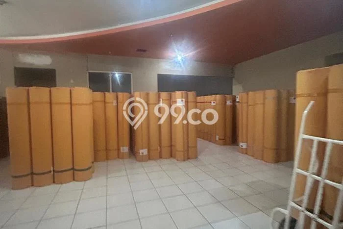 Gudang Disewakan Lokasi Tanah Abang Jakarta Pusat Harga Spesial! Gudang Disewakan Lokasi Tanah Abang Jakarta Pusat Harga Spesial!