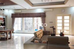 Rumah Akses Mudah di Pantai Indah Kapuk, Jakarta Utara, Luas 240m² LB 345m² Rumah Akses Mudah di Pantai Indah Kapuk, Jakarta Utara, Luas 240m² LB 345m²