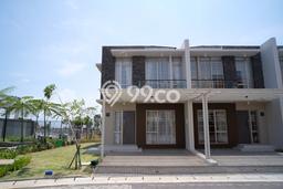 Rumah di Miami,pik 2,uk.6x15m,ada 10 Unit,type Clover,harga 3,3 M Nego Rumah di Miami,pik 2,uk.6x15m,ada 10 Unit,type Clover,harga 3,3 M Nego