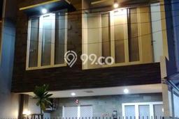 Rumah Modern 3 KT LT 90m2 di Taman Palem Rumah Modern 3 KT LT 90m2 di Taman Palem