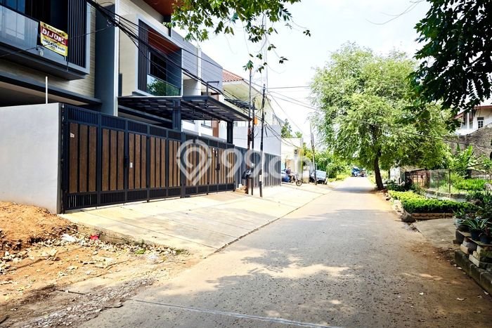 Tanah Kavling Dijual di Jakarta Barat dengan Spesifikasi 250m2 Tanah Kavling Dijual di Jakarta Barat dengan Spesifikasi 250m2