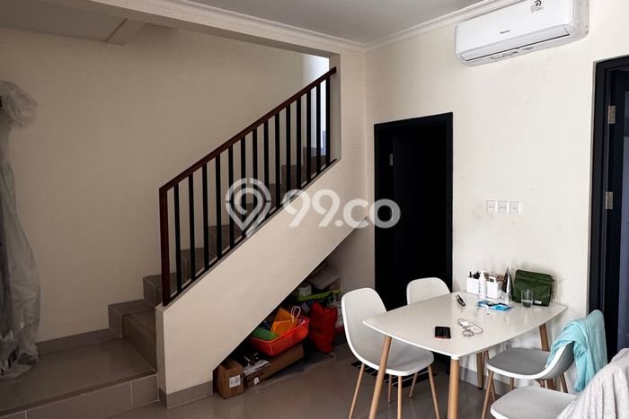 Dijual Hunian Rumah Terawat 3 Kamar di Summarecon Tangerang, Tangerang Dijual Hunian Rumah Terawat 3 Kamar di Summarecon Tangerang, Tangerang
