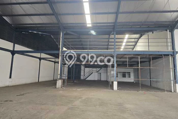Disewakan Gudang di Kawasan Ramai Bitung Luas 2600m2 Disewakan Gudang di Kawasan Ramai Bitung Luas 2600m2