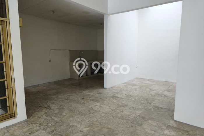 Disewakan! Rumah 3 Kamar Tidur &
2 Kamar Mandi di Intercon, Jakarta Barat Disewakan! Rumah 3 Kamar Tidur &
2 Kamar Mandi di Intercon, Jakarta Barat