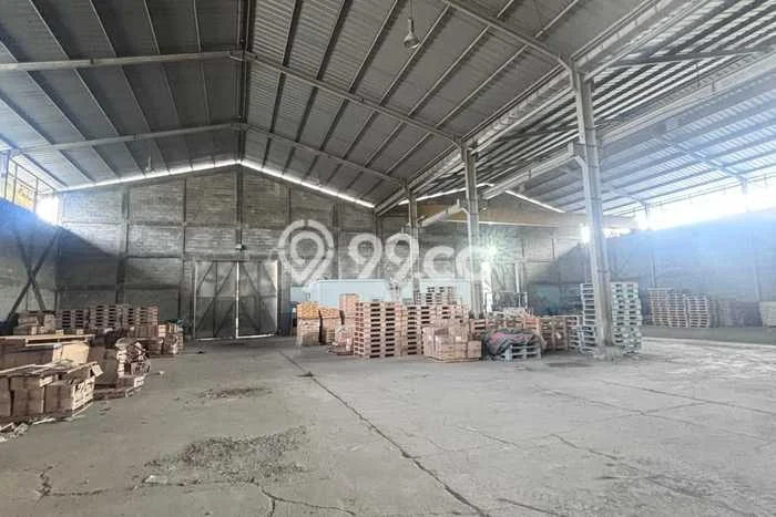 Gudang Dijual di Cilincing Jakarta Utara dengan Luas Bangunan 1792m2 Gudang Dijual di Cilincing Jakarta Utara dengan Luas Bangunan 1792m2