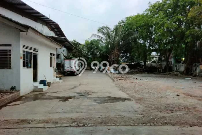 Unit Gudang Disewakan di Muara Baru di Area Ramai & Strategis Unit Gudang Disewakan di Muara Baru di Area Ramai & Strategis