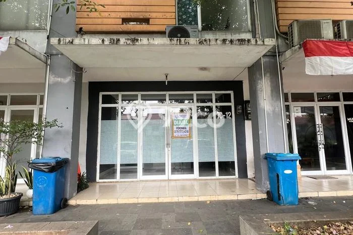 Ruko Disewa di Cinere, Depok, LT 68m2 / LB 199m2 Ruko Disewa di Cinere, Depok, LT 68m2 / LB 199m2