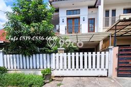 For Sale! Luxury House LT 160m2 Desain Modern di Pondok Indah For Sale! Luxury House LT 160m2 Desain Modern di Pondok Indah