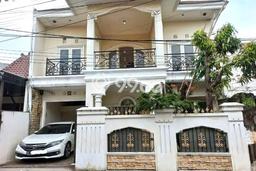 Rumah Luas Tanah 110m² di Pesanggrahan, Jakarta Selatan - Lokasi Strategis Rumah Luas Tanah 110m² di Pesanggrahan, Jakarta Selatan - Lokasi Strategis