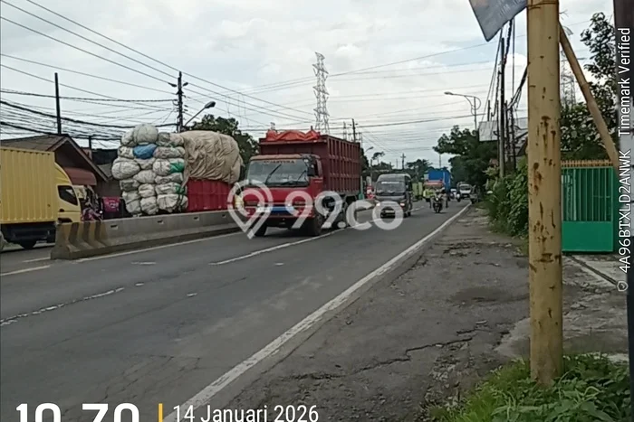 Dijual Cepat Rumah Siap Huni LT 400m2 LB 200m2 di Semarang Cocok untuk Hunian Dijual Cepat Rumah Siap Huni LT 400m2 LB 200m2 di Semarang Cocok untuk Hunian
